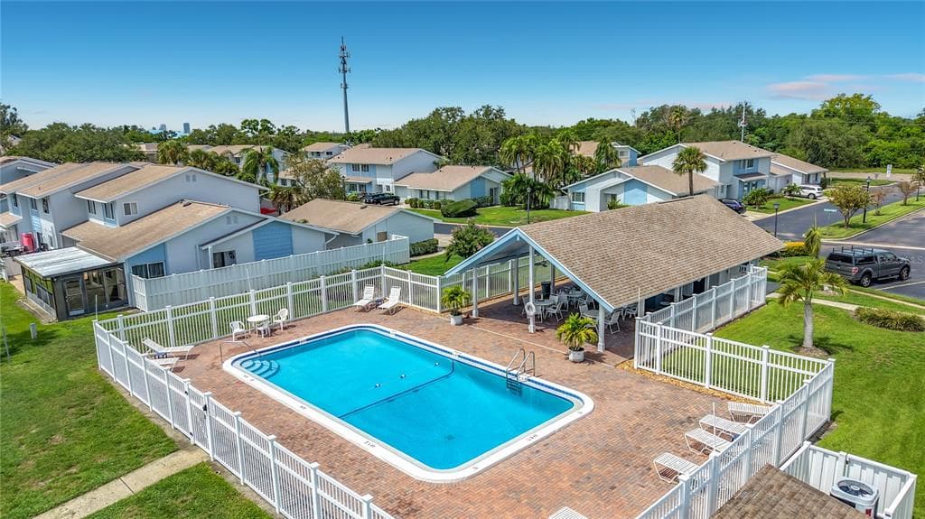 6537 CAPE HATTERAS WAY NE 2 photo 7