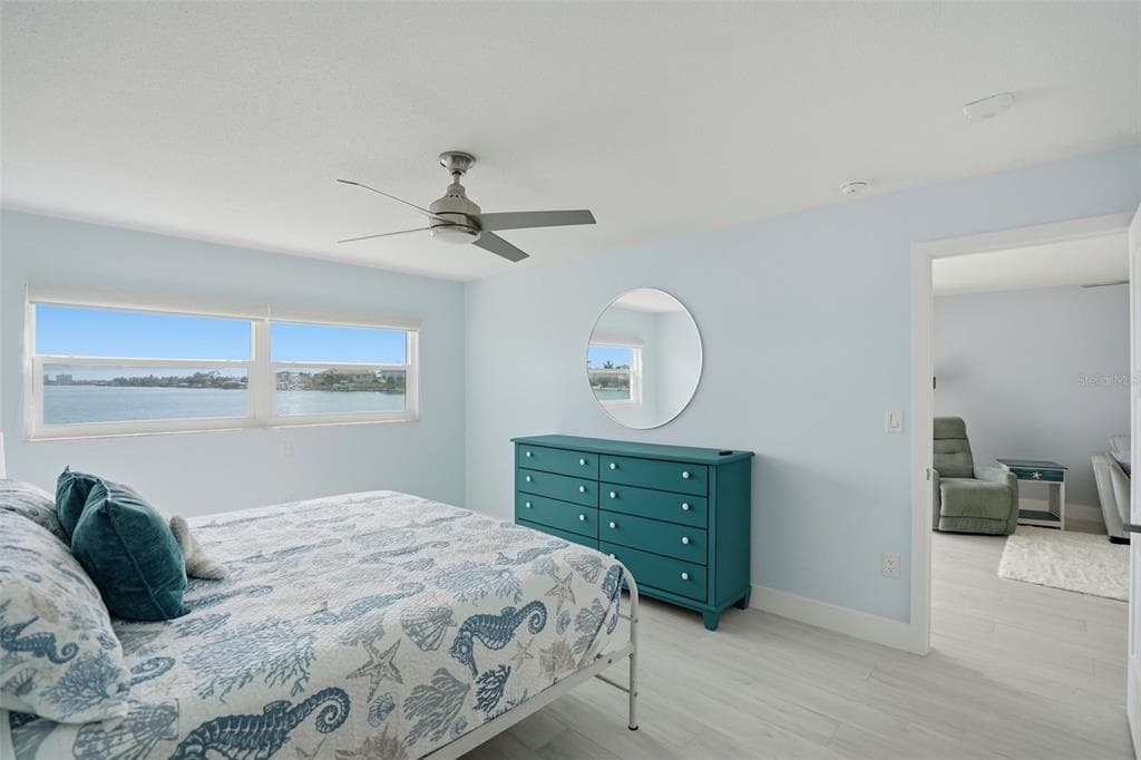 5555 GULF BOULEVARD 116 photo 15