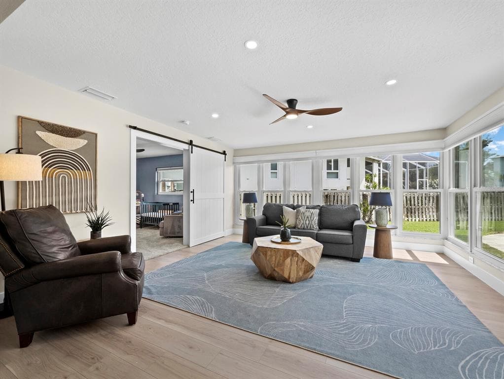 430 ISLAND CIRCLE photo 18