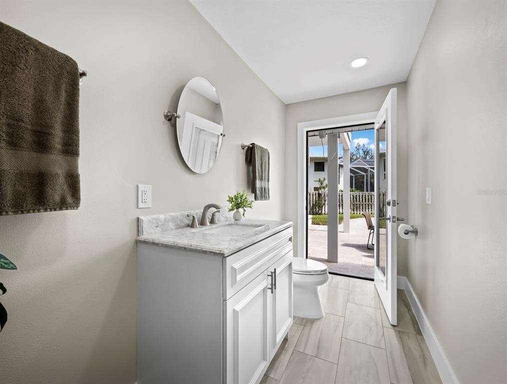 430 ISLAND CIRCLE photo 25