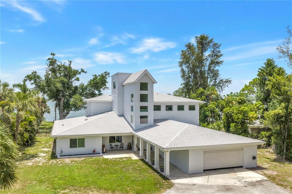 2280 PINELLAS POINT DRIVE S photo 1
