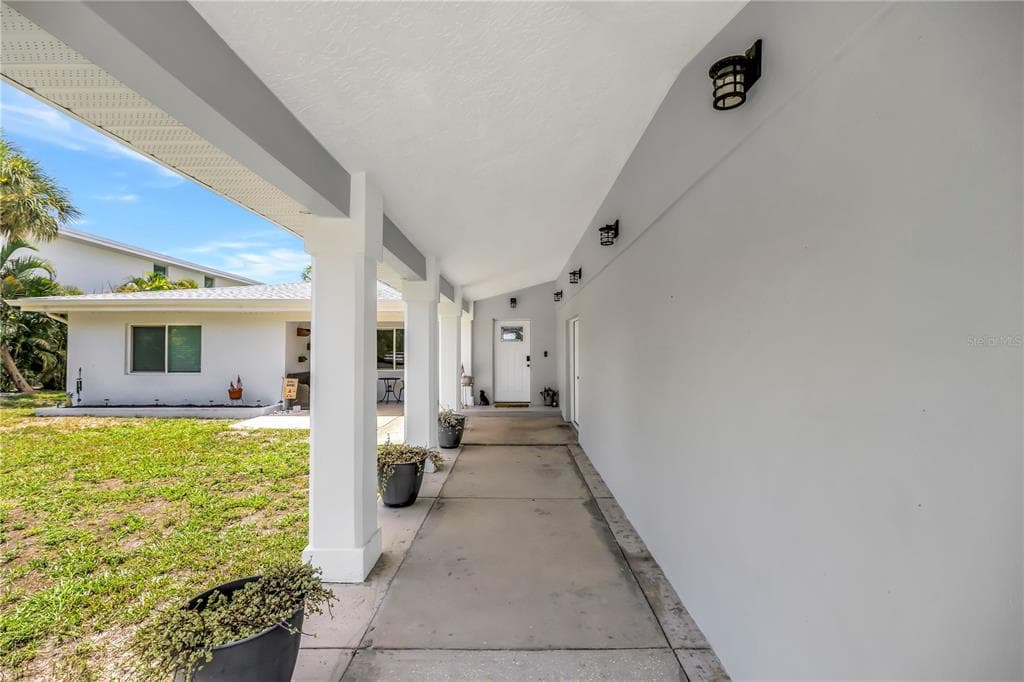 2280 PINELLAS POINT DRIVE S photo 8