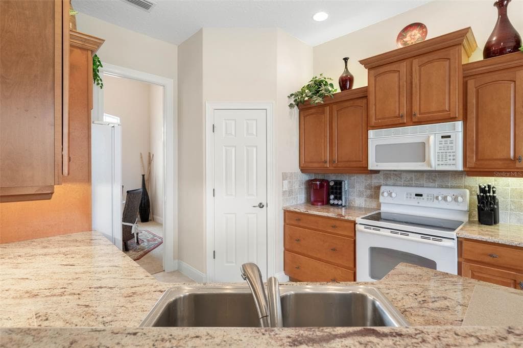 3 COCHRAN LANE photo 19