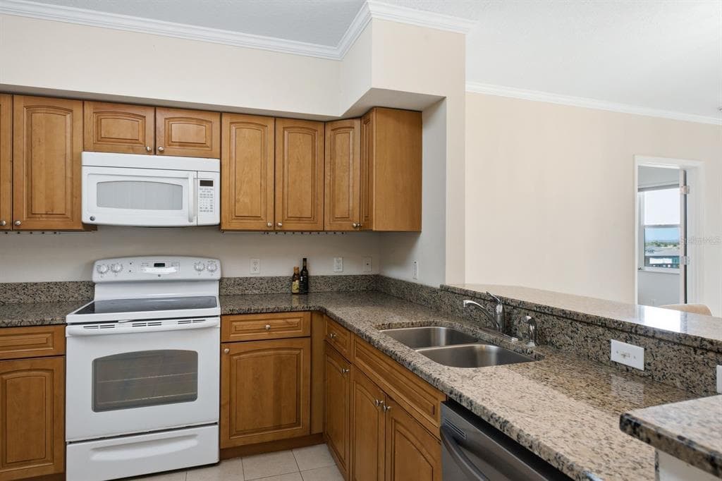 4516 SEAGULL DRIVE 701 photo 16