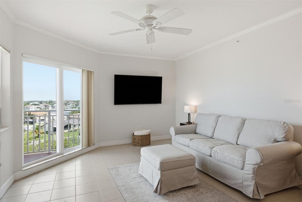 4516 SEAGULL DRIVE 701 photo 9