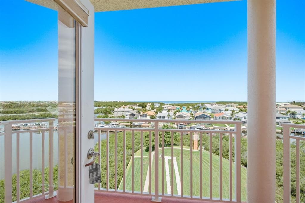 4516 SEAGULL DRIVE 701 photo 24