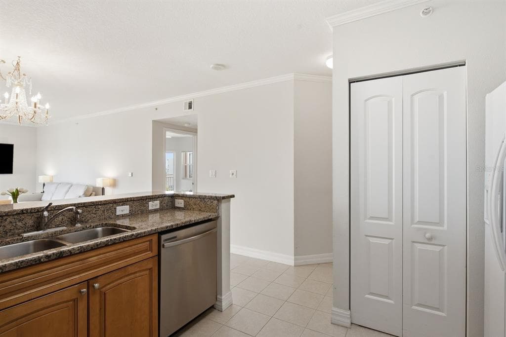 4516 SEAGULL DRIVE 701 photo 19