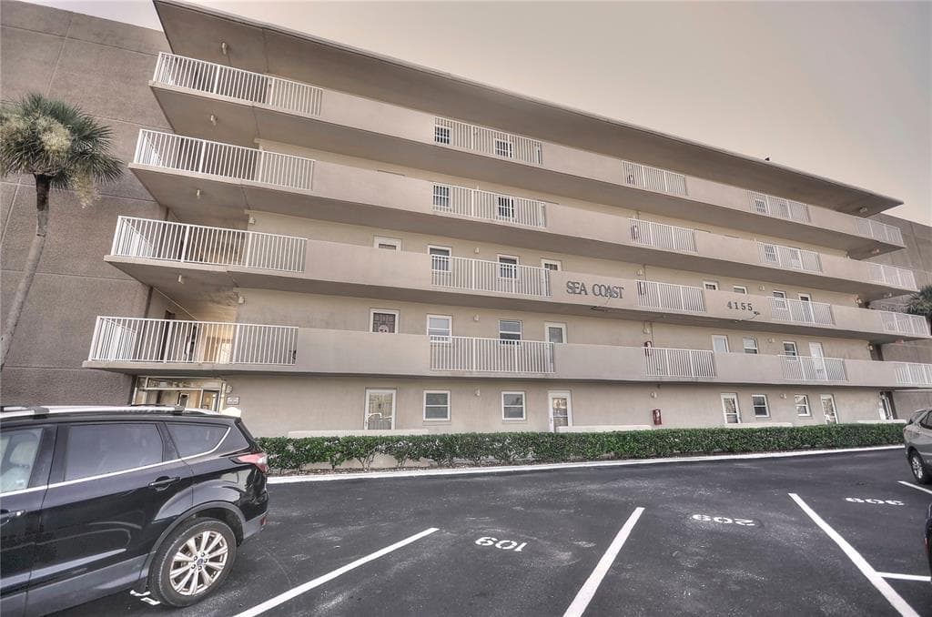 4155 S ATLANTIC AVENUE 403 photo 18