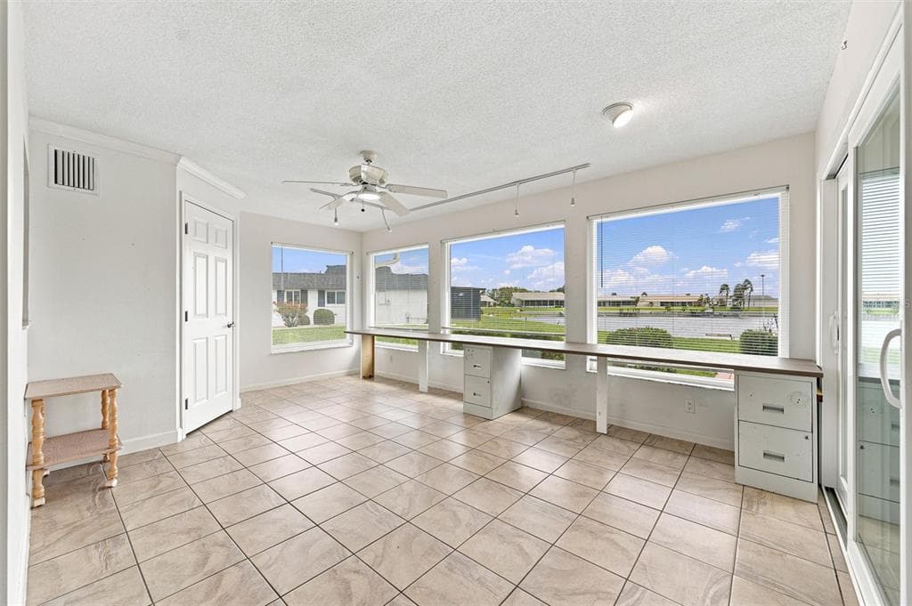 1811 MILFORD CIRCLE photo 12