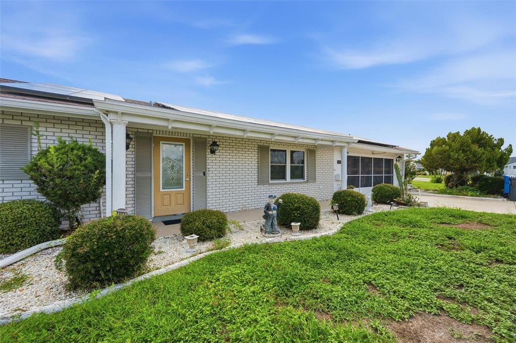 1811 MILFORD CIRCLE photo 3
