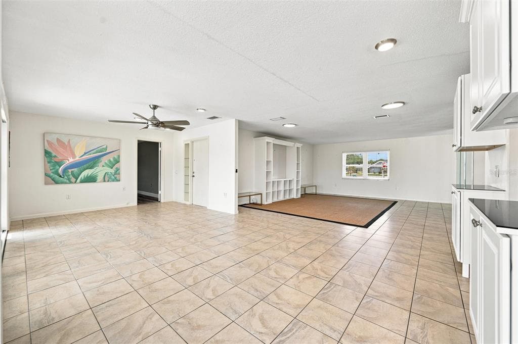 1811 MILFORD CIRCLE photo 11