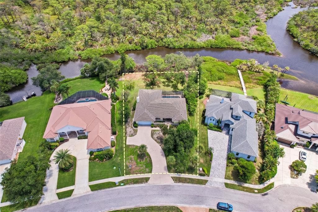 1305 SORRENTO WOODS BOULEVARD photo 1