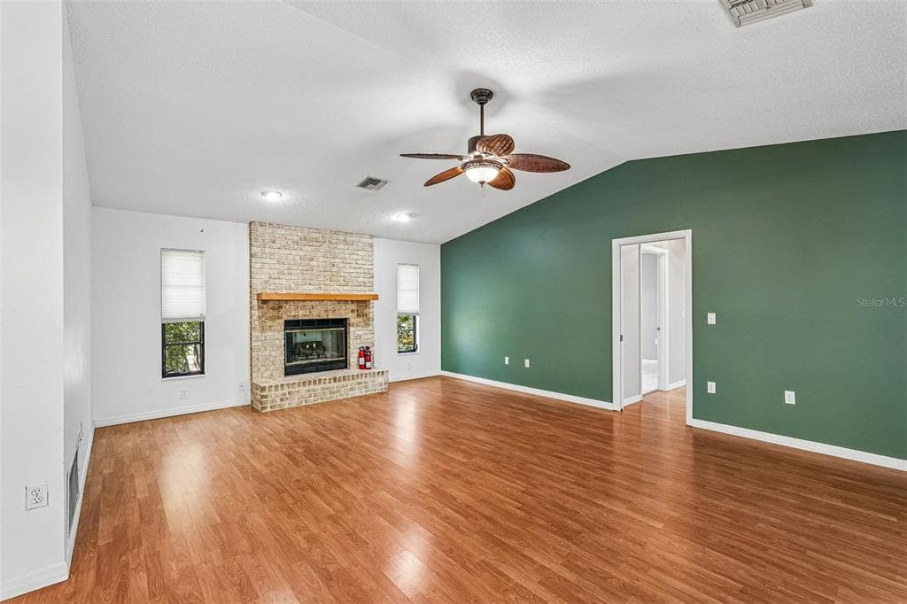 1305 SORRENTO WOODS BOULEVARD photo 15