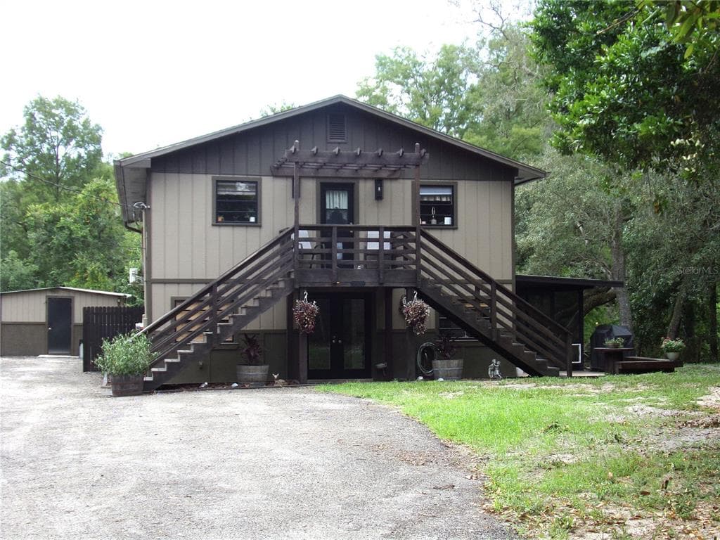 33068 ROUND TABLE ROAD photo 1