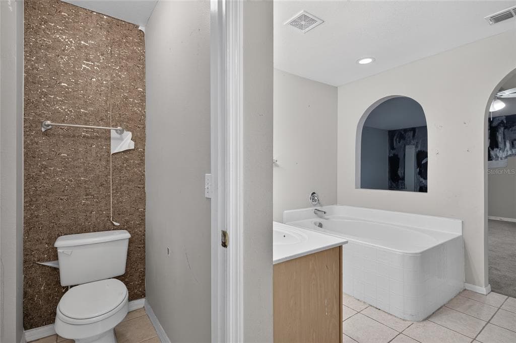 12803 LAKE VISTA DRIVE photo 25
