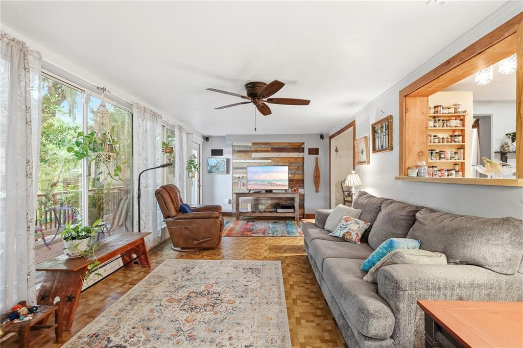 44 BONITA ROAD photo 15