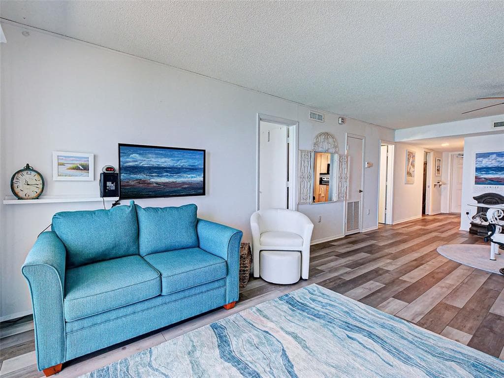 633 ALHAMBRA ROAD 1006 photo 15