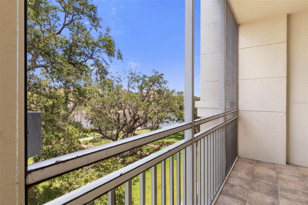 146 PALM COAST RESORT BOULEVARD 405 photo 12