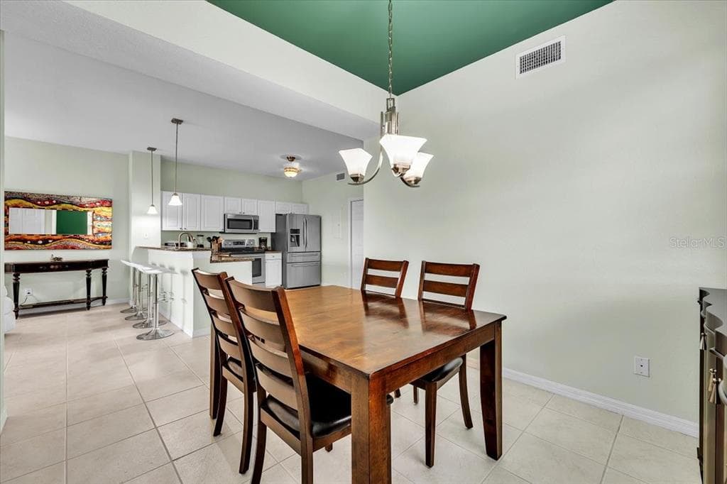 3500 MONDOVI COURT 811 photo 17