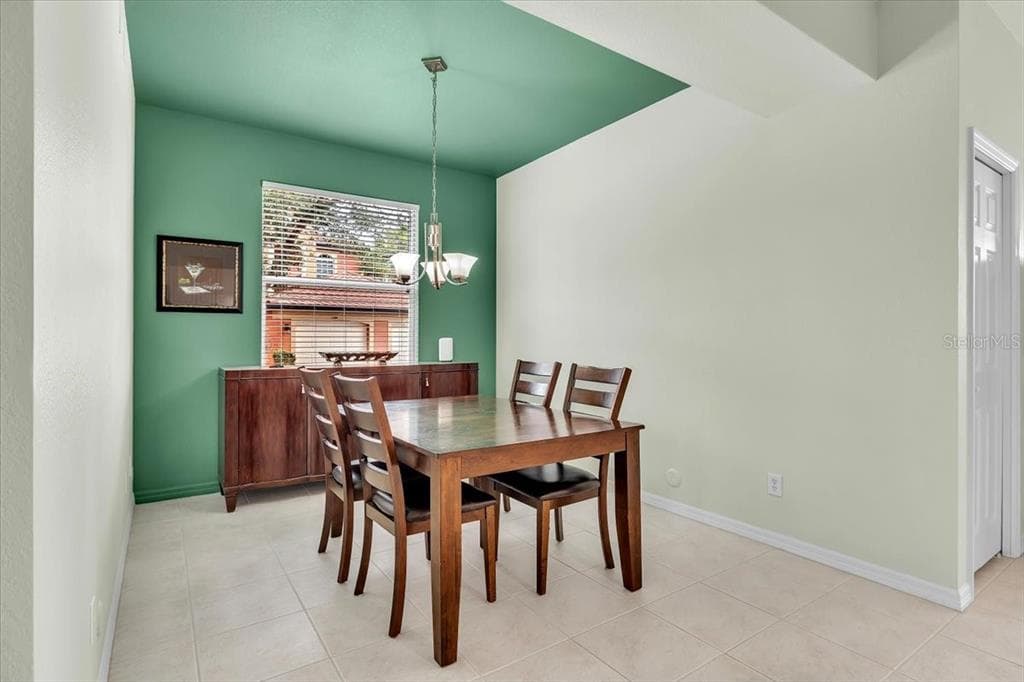 3500 MONDOVI COURT 811 photo 16