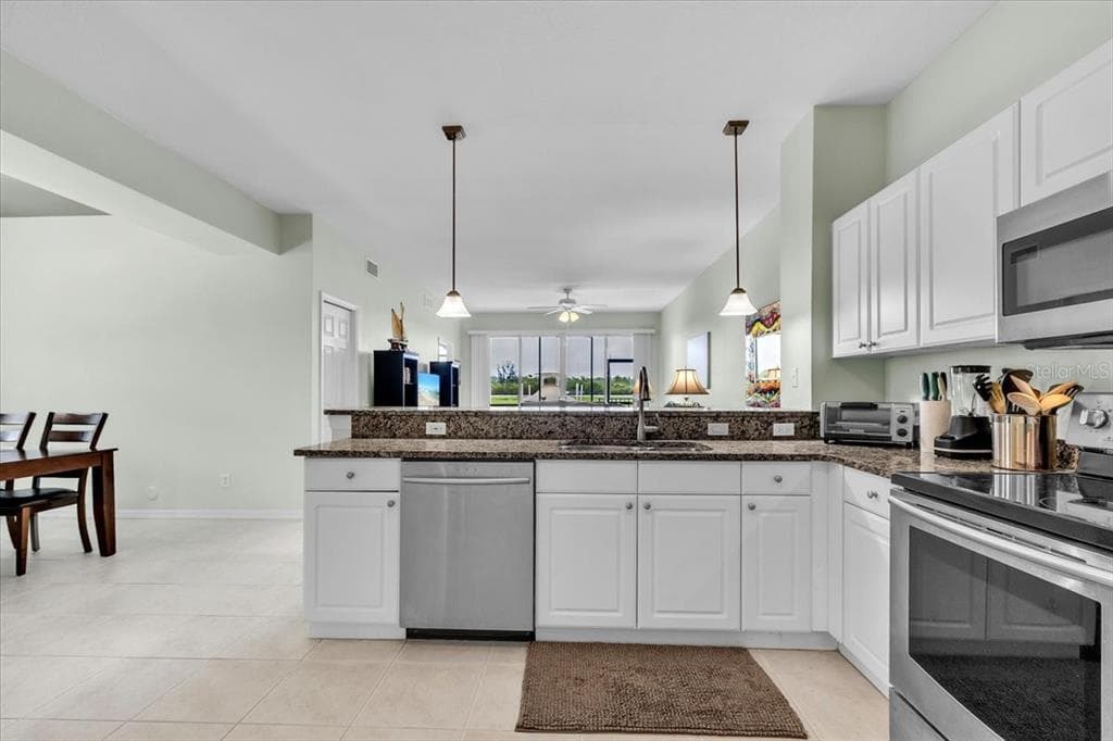 3500 MONDOVI COURT 811 photo 11