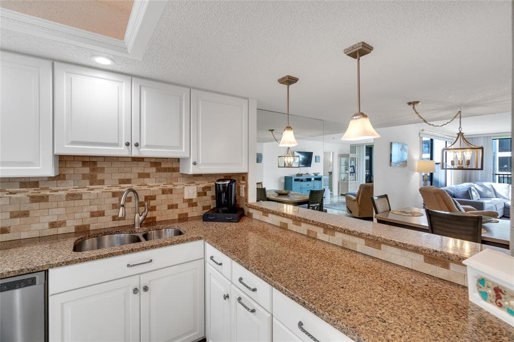 8764 MIDNIGHT PASS ROAD A201 photo 10