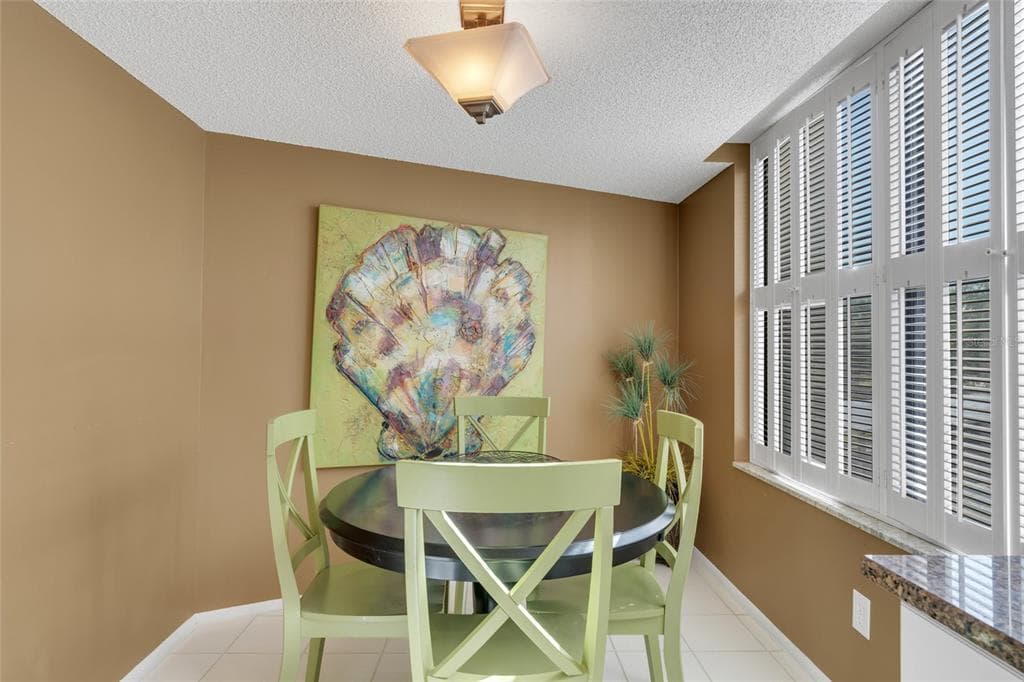 8764 MIDNIGHT PASS ROAD A201 photo 14