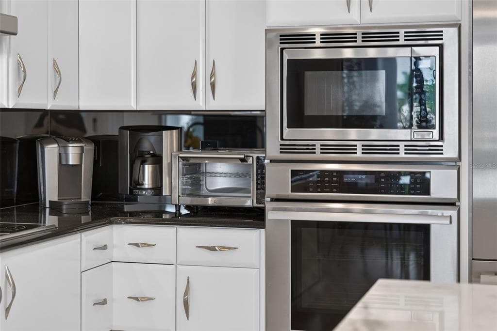1280 DOLPHIN BAY WAY 402 photo 9