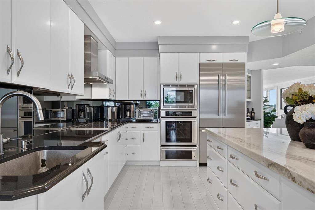 1280 DOLPHIN BAY WAY 402 photo 8