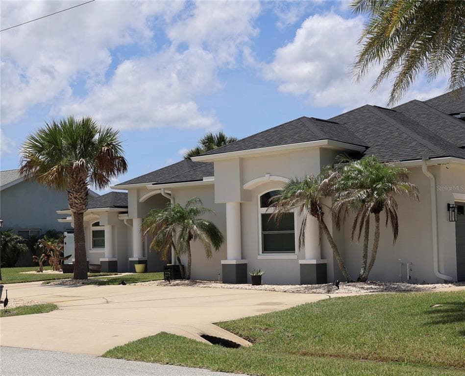 2 COLONY COURT photo 2