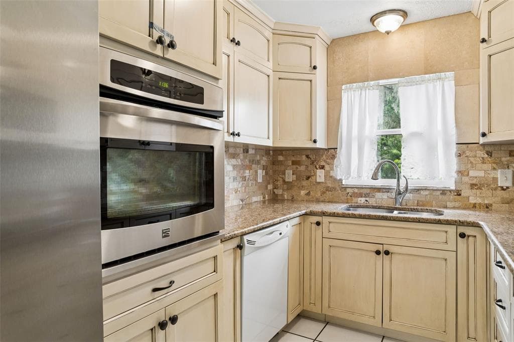 2801 WILSON CIRCLE photo 7