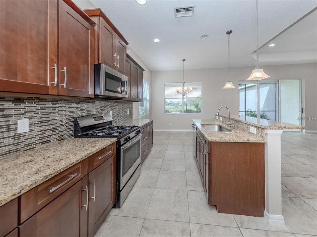 11406 BELVEDERE TERRACE photo 10