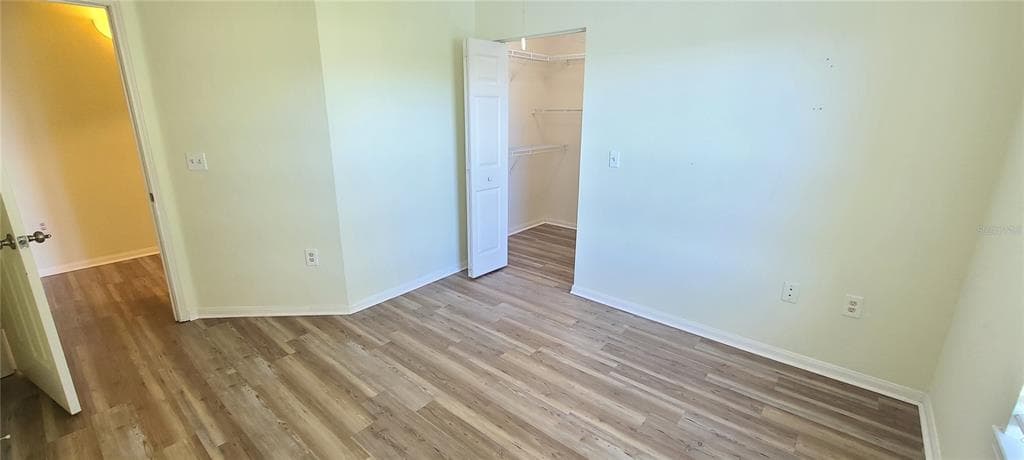 940 VILLAGE TRAIL 4-202 photo 16