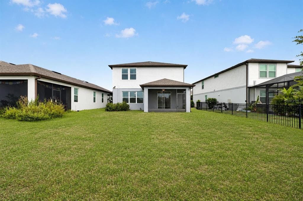 9426 LAMINE WAY photo 16