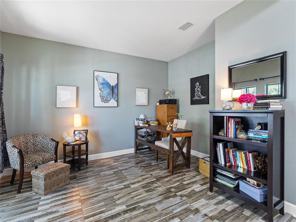 11323 80TH STREET E photo 4