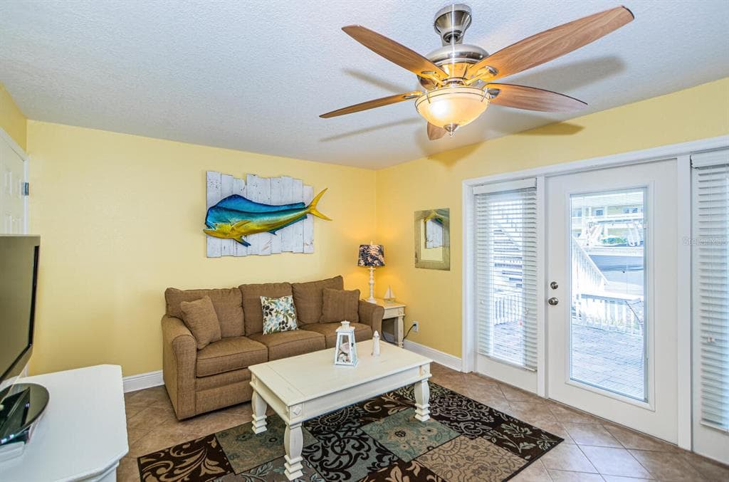 5215 COQUINA KEY DRIVE SE B photo 19