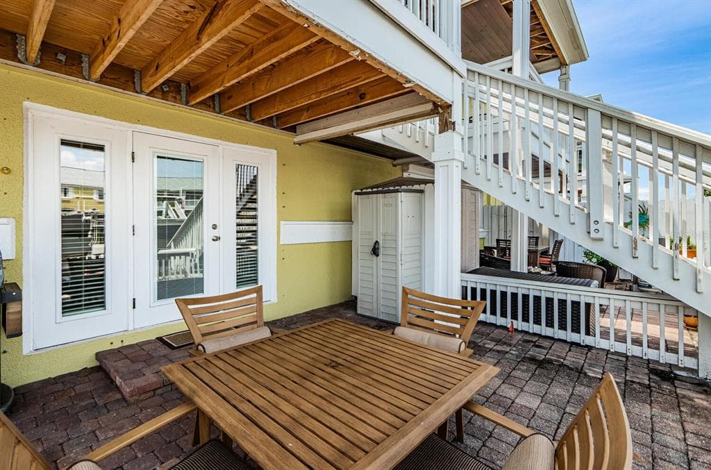 5215 COQUINA KEY DRIVE SE B photo 8