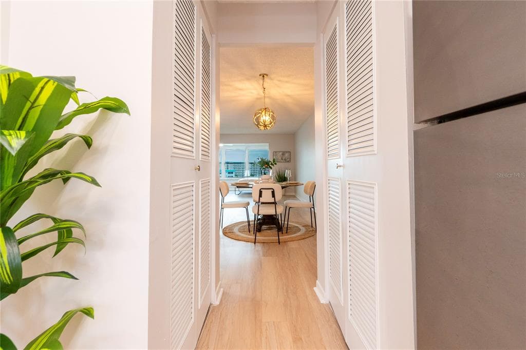 5925 SHORE BOULEVARD S 405 photo 22