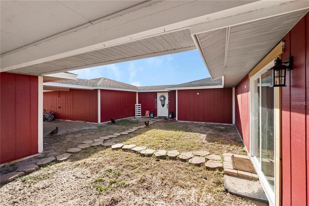 15525 VILLA CITY ROAD photo 2