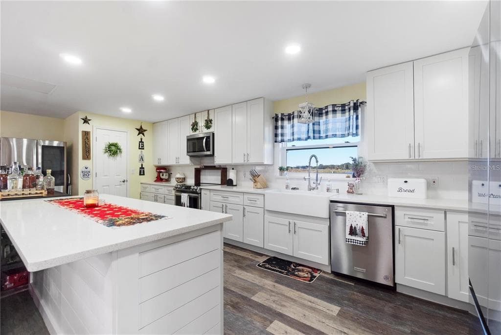 15525 VILLA CITY ROAD photo 17