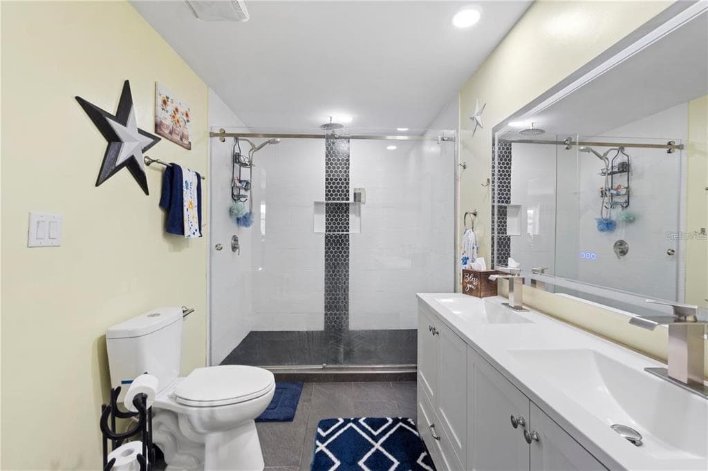 15525 VILLA CITY ROAD photo 9