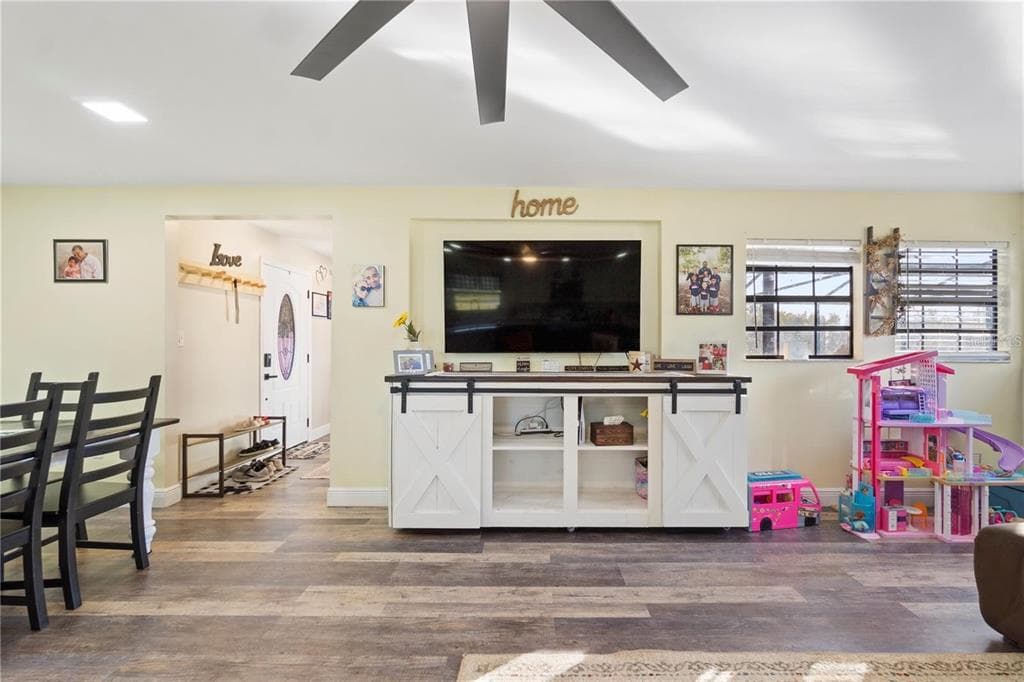 15525 VILLA CITY ROAD photo 15