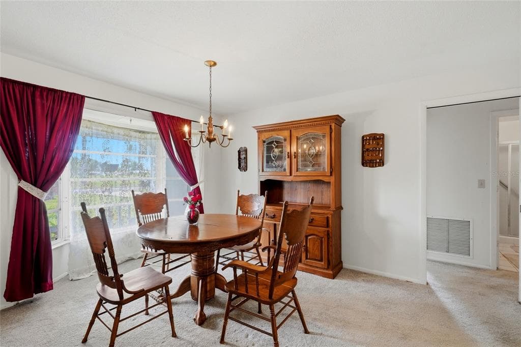 427 RUBENS DRIVE photo 13