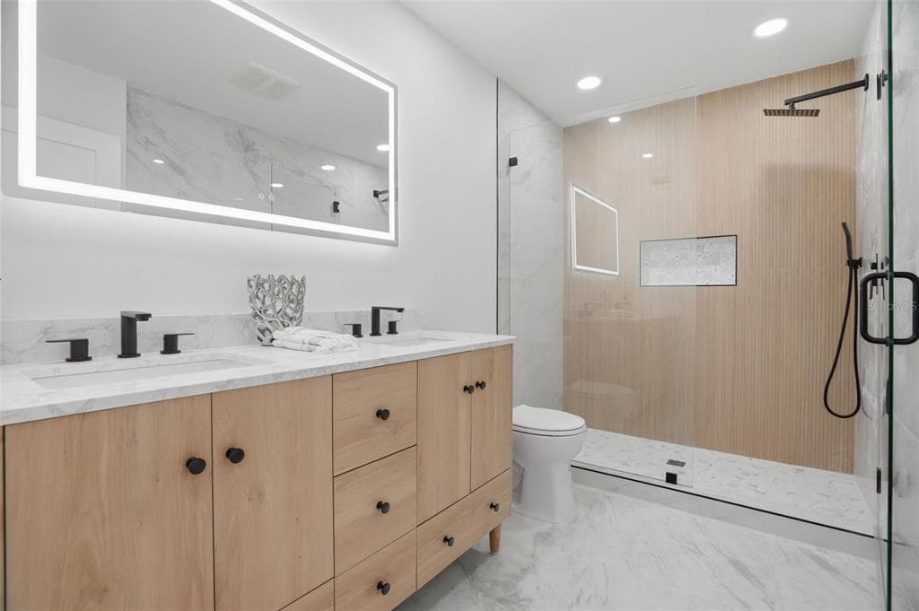 5101 DOVER STREET NE photo 17