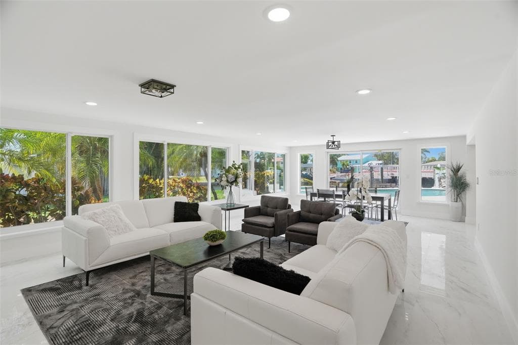 5101 DOVER STREET NE photo 14