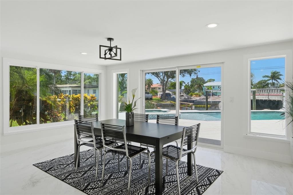 5101 DOVER STREET NE photo 15