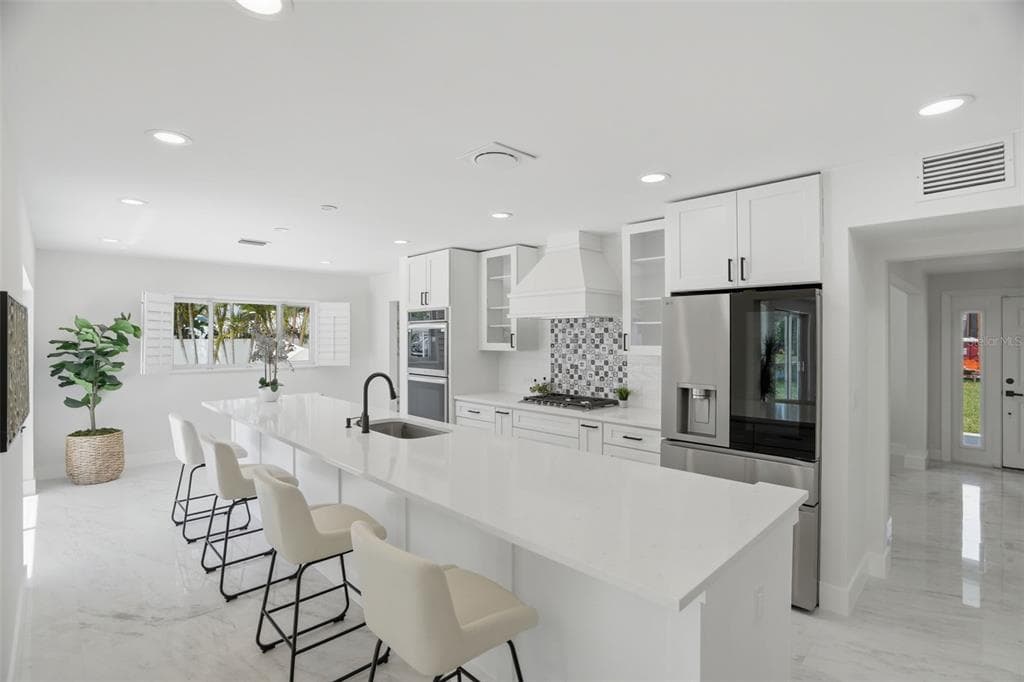 5101 DOVER STREET NE photo 11