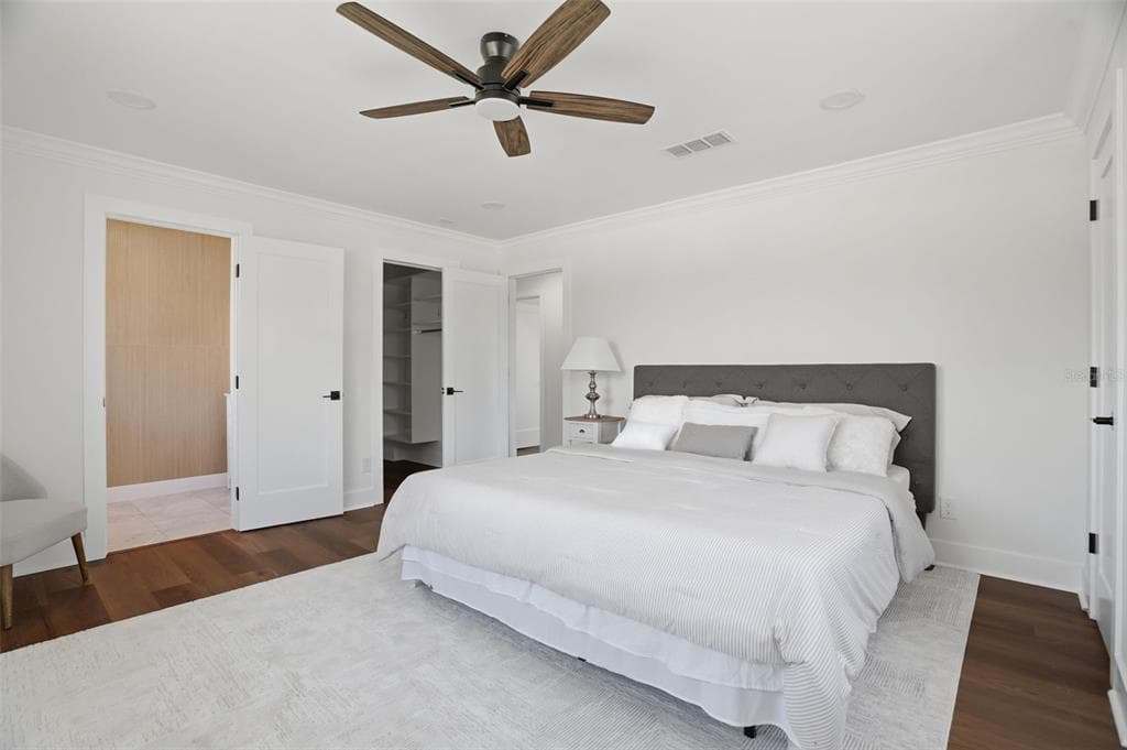 5101 DOVER STREET NE photo 19