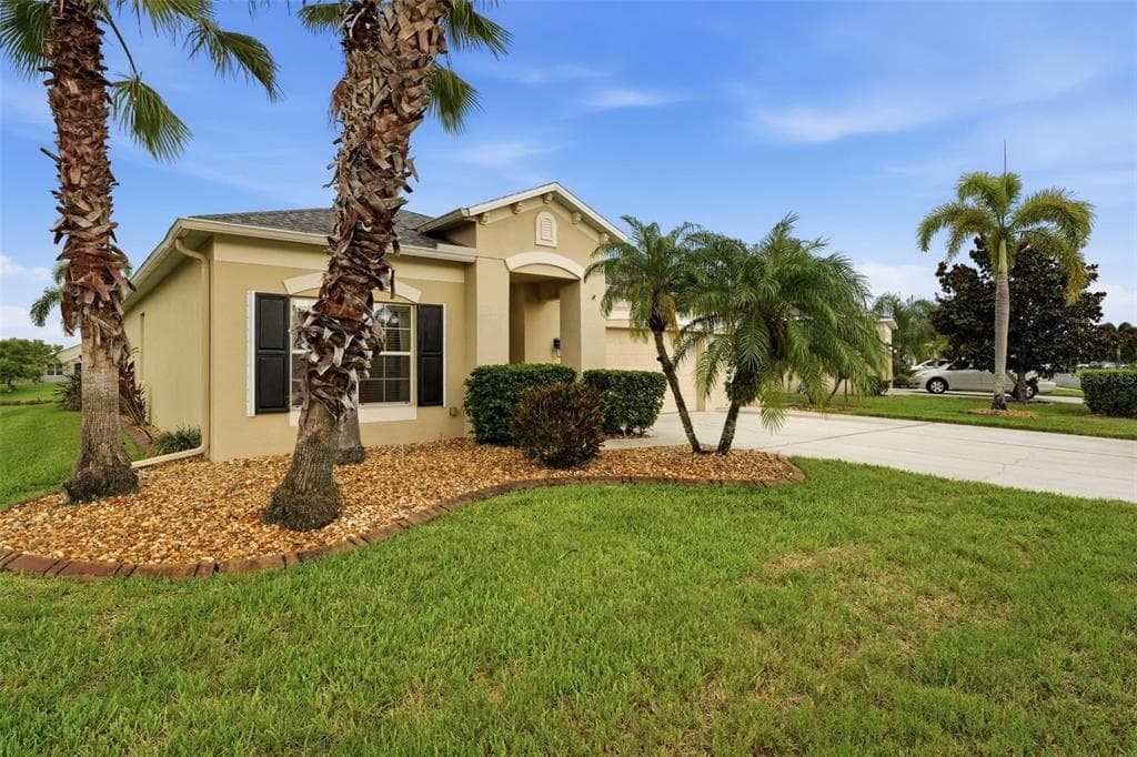 8956 39TH STREET CIRCLE E photo 2