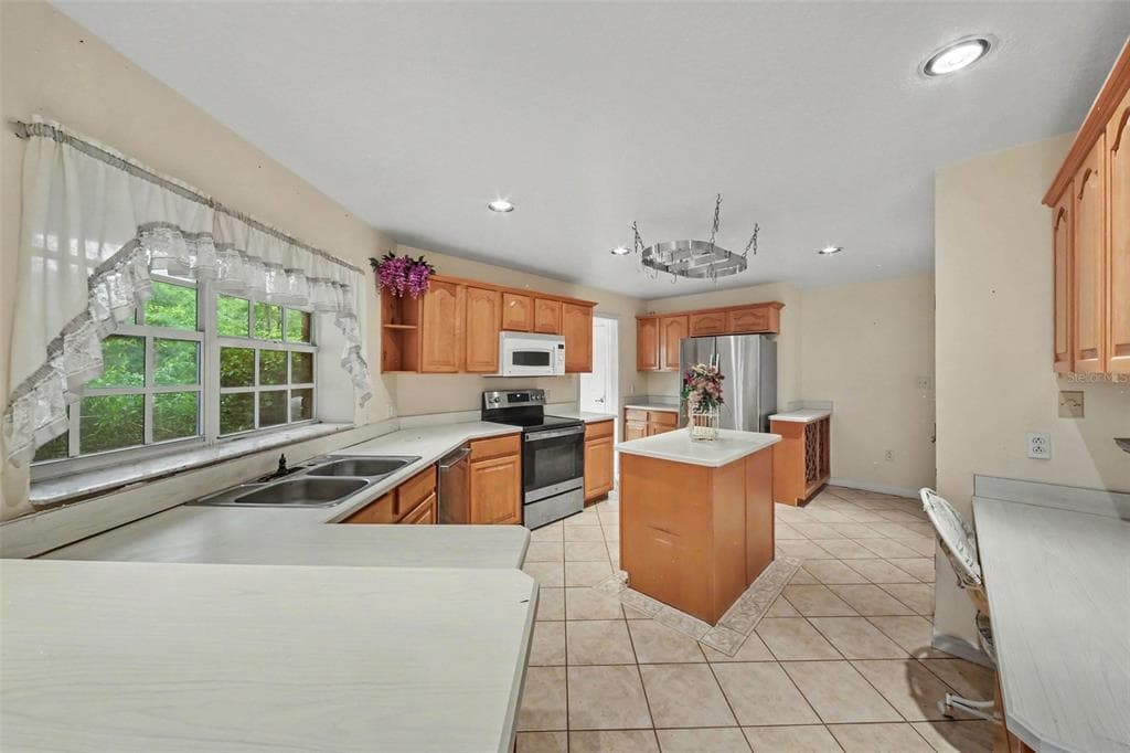 19112 ORTEGA STREET photo 16